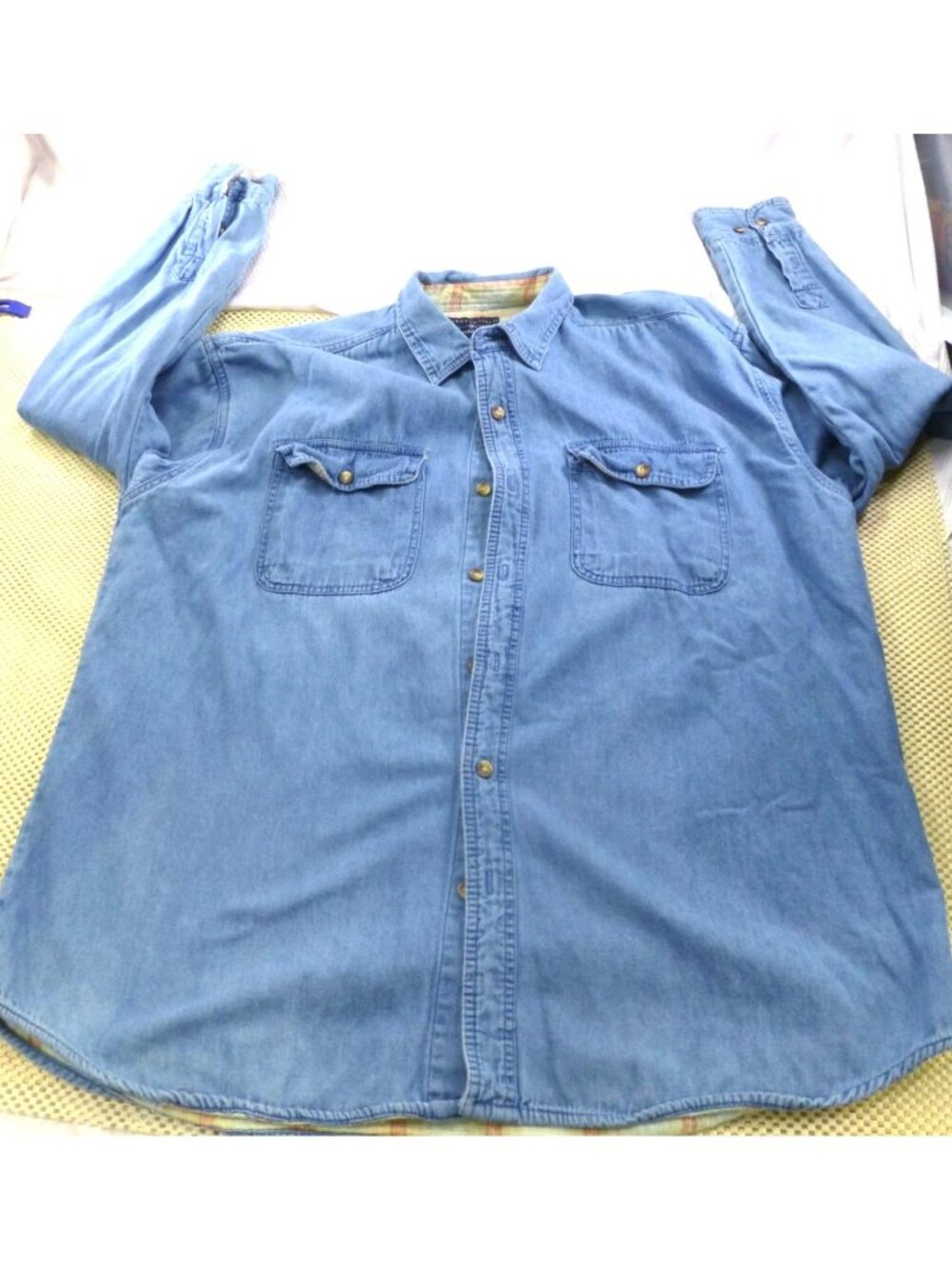 Chesterfield Worldwide Mens XL Denim Button-Up Shirt W/ Plaid Collar Lining